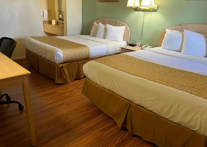 Travelodge By Wyndham Holbrook