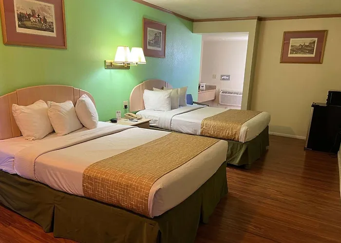 Travelodge By Wyndham Hotel