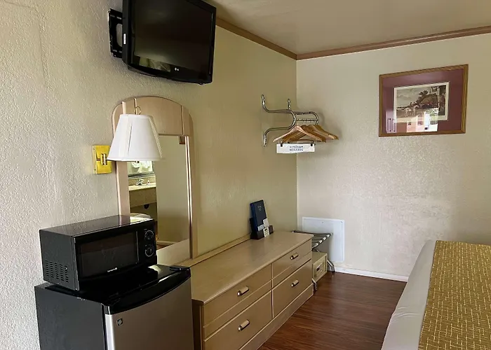 Travelodge By Wyndham Hotel Holbrook